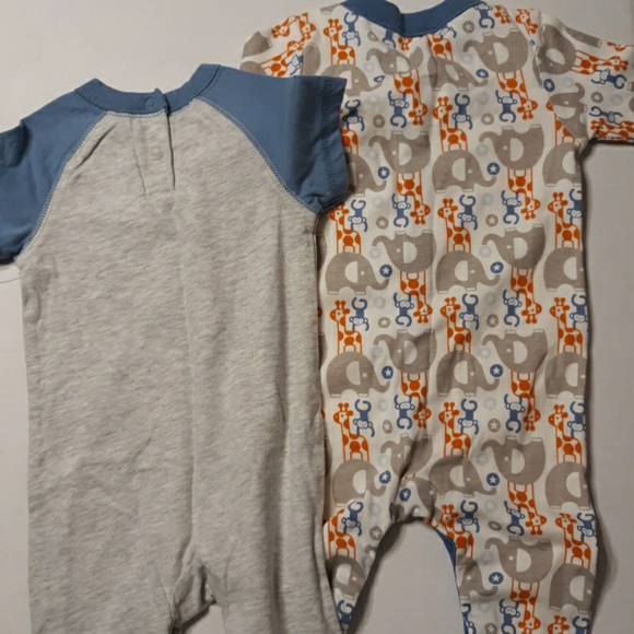 ☆NWT☆Gender Neutral Baby Layette Set*Old Navy Baby - Picture 6 of 8